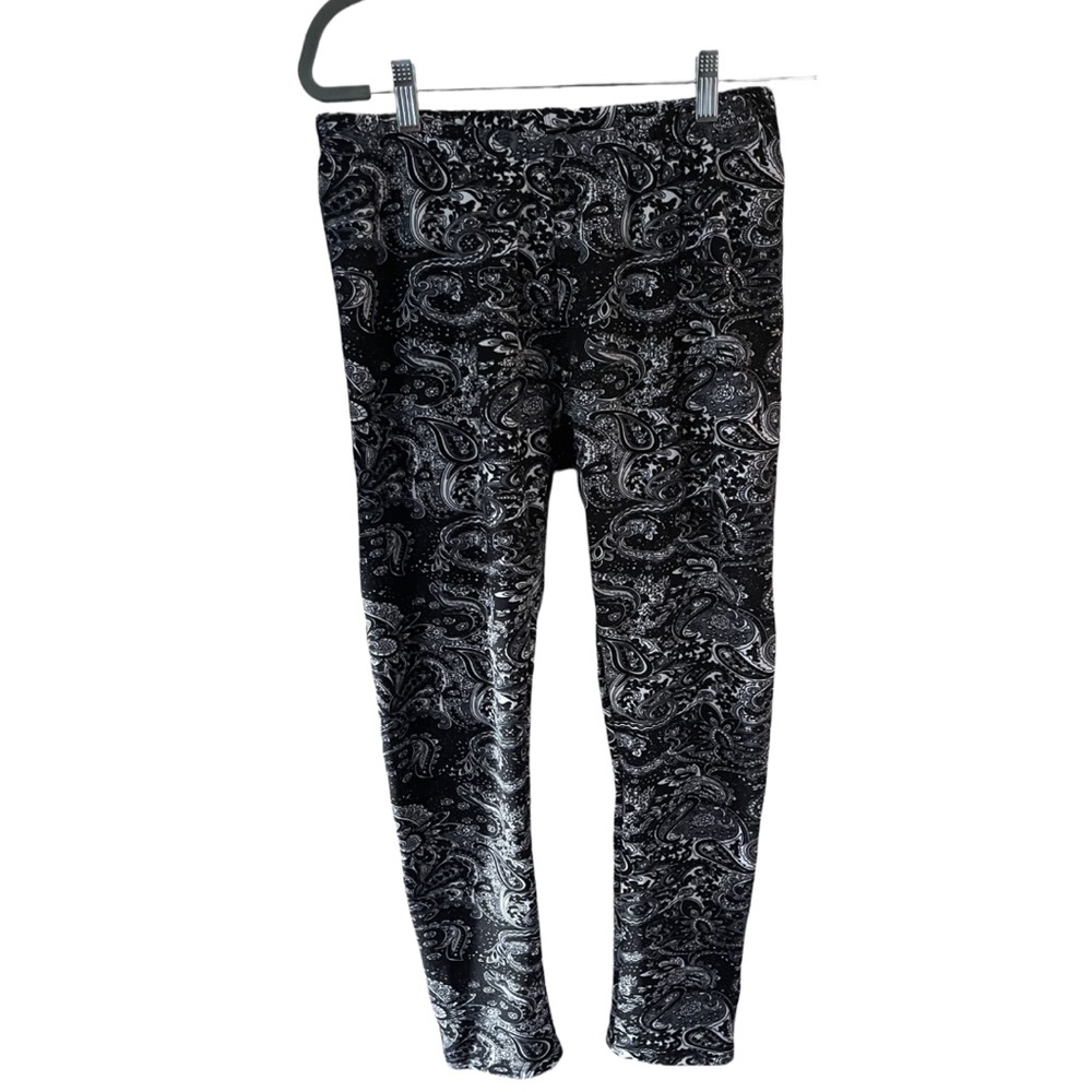 (2/10$) justCozy Black Paisley Lined Leggings Plus O/S